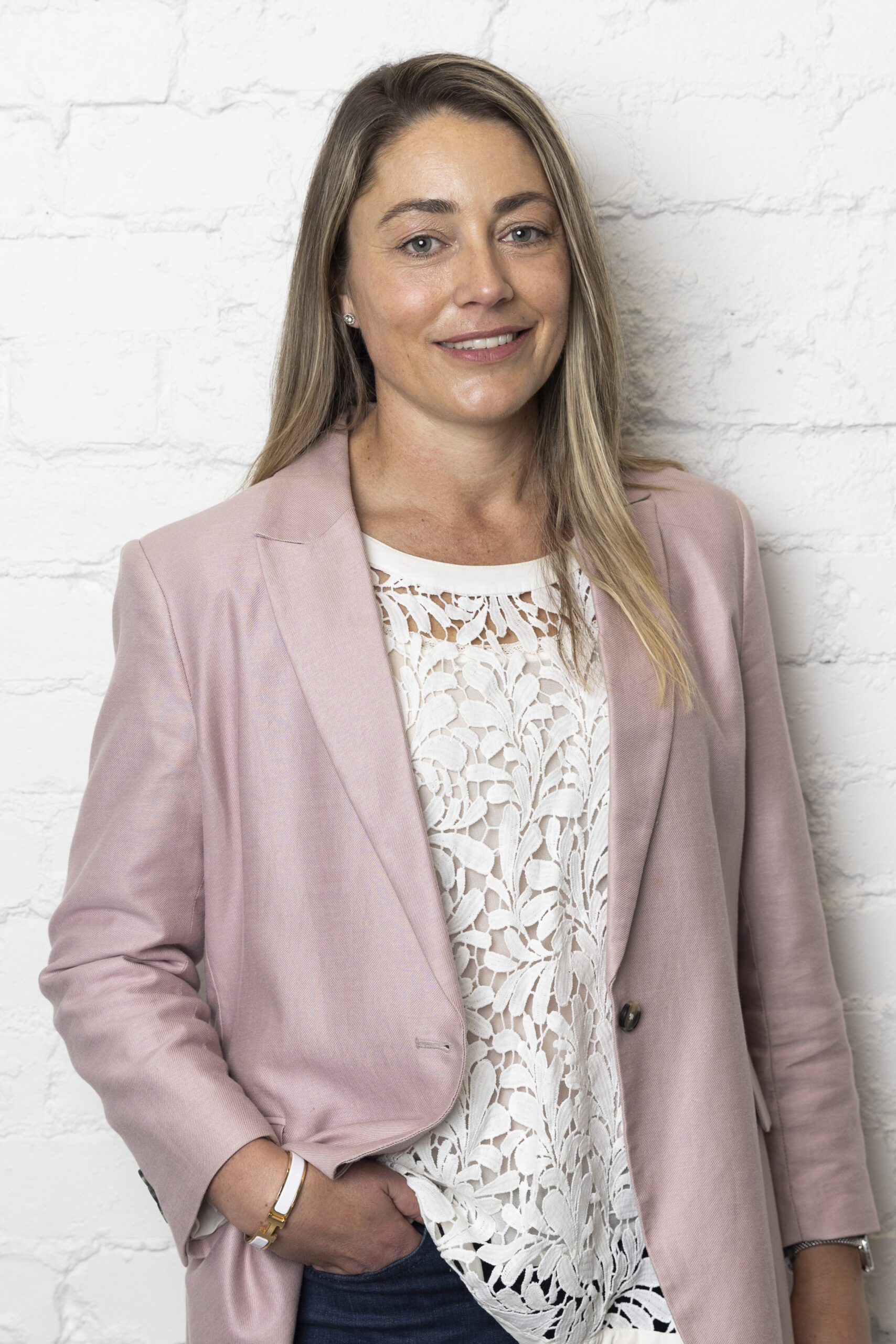 Heidi Holmes 