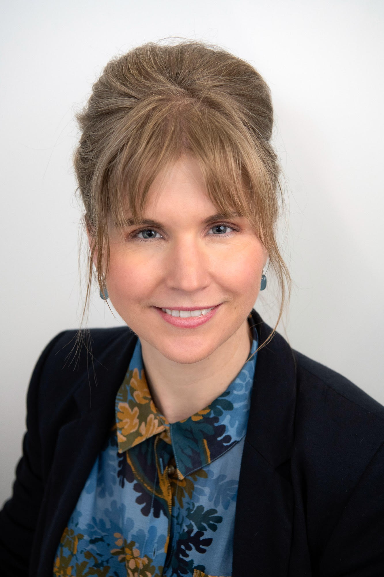 Sharon Pollard headshot